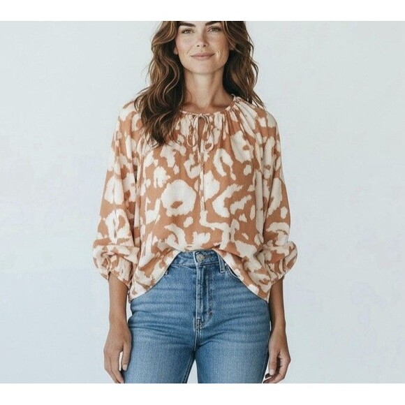 Elizabeth and James Tops - Elizabeth and James Blouse XL Orange Cream Abstract Animal Print Long Sleeve Tie